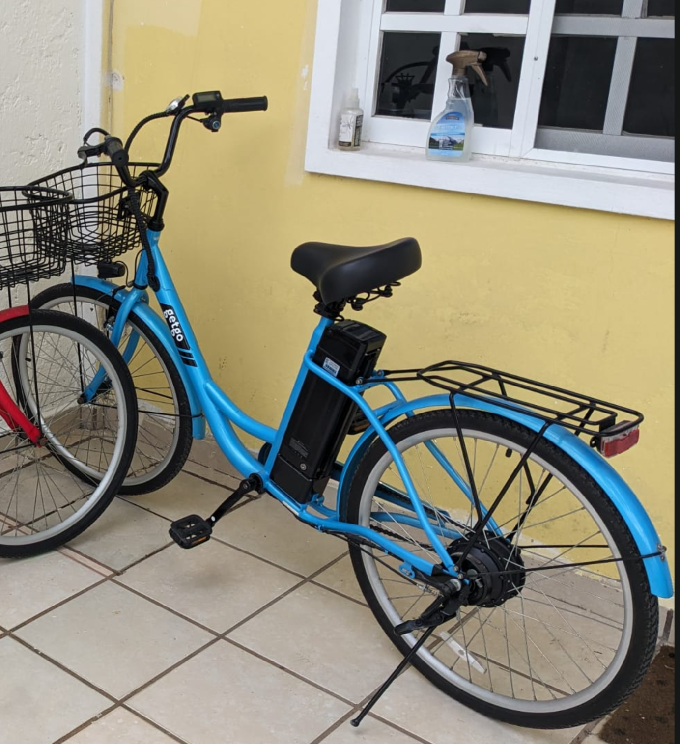 Bicicleta electrica azul